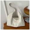 Bolsa casual simples de cor sólida da moda estilo coreano bolsa feminina 2024 Inverno Nova bolsa de veludo cotelê bolsa de ombro de axila