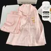 Conjunto de Dos Piezas Jacquard de Seda Hielo de Lujo para Mujer con Mangas Largas y Copas en el Pecho, Suave y Liso, Adecuado para Usar en Casa y al Aire Libre