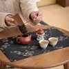Tapete de Chá Estilo Chinês com Design de Rosa e Begônia em Brocado Chinês de Luxo Leve, Bandeira de Chá, Descanso de Xícara de Chá, Tapete de Isolamento Térmico, Tapete para Cerimônia do Chá, Toalha de Mesa de Chá