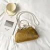 Nuevo bolso de mano bordado estilo chino de Shuai Mi, bolso elegante con cierre de cadena, bolso cruzado elegante para mujer