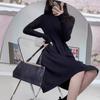 Otoño e invierno nuevo estilo ropa interior estilo Hepburn suéter francés falda suéter de lana medio cuello alto vestido de punto falda de mujer