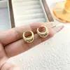 Nuevos Pendientes Metálicos Retro Estilo Francés para Mujer, Clavos para Orejas Minimalistas de Nicho de Alta Gama, Pendientes Sencillos Nuevos al por Mayor
