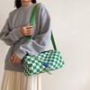 2024 Otoño e Invierno Nuevo Bolso Casual de Gran Capacidad a Cuadros al Hombro Bajo el Brazo Portátil Cruzado Bolso de Mujer Moda Elegante