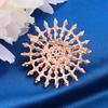 Broche Luxuoso de Pérola Artificial Deusa do Sol Moda Feminina Floco de Neve Versátil Pin Broche de Ar Atmosférico Alto Padrão Acessórios para Casaco
