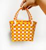 Venta al por mayor del fabricante Cesta tejida de plástico Cesta para verduras Cesta de recuerdo Cesta de mano Bolsa de playa Bolsa de compras Bolsa cuadrada pequeña