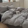Juego de cuatro piezas de algodón 100% teñido en hilo de algodón lavado Clase A con patrón de jacquard a rayas, conjunto de pijama de estilo japonés de algodón puro para dormitorios de estudiantes