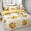 Nuevo engrosado lijado cuatro piezas dormitorio estudiantil tres piezas simple agradable a la piel funda de edredón sábanas ropa de cama al por mayor