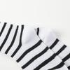 Calcetines de Rayas Blancas y Negras de Media Pantorrilla Fabricante Calcetines Deportivos Transpirables Absorbentes de Sudor en Stock Calcetines Casuales Versátiles de Moda Calcetas Zhuji