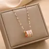 Rede Social TikTok Homem Pequeno Vermelho Cintura Aço Titânio Colar Diamante Moda Popular Estilo Ins Joker Joias Atacado