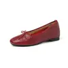 Zapatos de vestir planos de cuero genuino para mujer, estilo blogger coreano, con lazo, de piel de oveja, para aumentar la altura, temporada Otoño 2026, tacón medio de cuña, versátiles, punta redonda