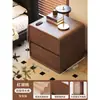 Mesa de Cabeceira de Madeira Maciça para Quarto de Casa 2026 Nova Pequena Estilo Vintage Creme Armário de Armazenamento de Cabeceira Moderno Minimalista