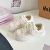 Z8028 Zapatos de Lona Retro de Suela Gruesa para Mujer Estilo Caliente 2026 Nuevo Otoño Patrón de Estrella Zapatos de Tabla Versátiles Estudiante Zapatos de Pan