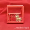 2026 Popular Ano do Cavalo Desenho Animado Criativo Fique Rico Imediatamente Corda Trançada Vermelha Pingente para Celular Presentes de Bem-Estar Atacado