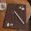 Funda de Oso de Té de la Tarde de Dibujos Animados para Apple iPad con ranura para lápiz Y-fold, mini anti-doblez, funda rígida para Air 8