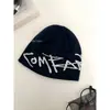 Gorro de Lana Jacquard con Letras Estilo Coreano para Otoño e Invierno Gorro Frío Artístico para Mujer Gorro Versátil Adelgazante