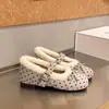 Sapatos Mary Jane quadrados de estilo coreano com laço e forro de lã para aquecimento, nova coleção de inverno 2026 feminina, apresentando um design suave e baixo e forro de algodão fofo
