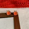 Pendientes Rojos de Otoño e Invierno de Granada para Mujer 2025 Nuevo Estilo Caliente Pendientes Exquisitos Lujo Accesible Pendientes de Gama Alta y Hermosos