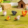 Micro Paisaje Granja Creativa Simulación Gallo Grande y Gallina Figuras Lindas Accesorios de Decoración DIY Mini Adornos de Escritorio