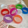 Pulsera Geométrica Irregular de Resina Minimalista Transfronteriza Europea y Americana con Diseño Único, Lujo Ligero y Sensación de Alta Gama