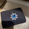 Aretes de Flor de Cristal Azul con Aguja de Plata y Circonia en Forma de Gota de Agua Estilo Princesa de Lujo Accesorios para Pendientes de Lujo Ligero de Alta Gama para Mujeres