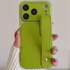 Transforma Instantáneamente en una Funda de Teléfono tipo Pulsera para iPhone 17 Pro Max con 17 Diseños, Compatible con Apple 14, 17, 16, 15, 13 para Comercio Exterior y Ventas Transfronterizas
