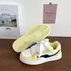 2026 Nuevas Zapatillas Retro de Suela Gruesa Color Crema Amarillo para Mujer, que Aumentan la Altura, Zapatos Blancos Casuales Transpirables, Zapatos Versátiles de Moda