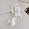 Calcetines de mujer miu grises y blancos en negro, calcetines de mujer de algodón finos y transpirables, calcetines de pantorrilla, calcetines coreanos versátiles sin hueso, calcetines de mujer finos