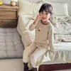 Conjunto de ropa de casa sin costuras de algodón Lycra antibacteriano de 10A para niños, pijamas para niños y niñas, tops y pantalones de otoño, ropa de casa para niños