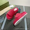 Pantuflas de Marca g de Gama Alta de Colores Caramelo con Letras y Suelas Gruesas, que Aumentan la Altura, Nuevo Modelo 2026, Estilo Informal Versátil de Moda, Suministro Directo de Fábrica