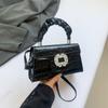 Bolso Pequeño Portátil Retro Estilo Hong Kong 2024 Nuevo Simple Moda Bolso Mensajero Bolso Cuadrado Pequeño Bolso de Mano Diamante Brillante Bolso de Hombro