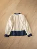 Camisa Jeans com Patchwork Bordado Estilo Artístico, Gola Redonda, Manga Longa para Mulheres, Top Casual Retro Solto Primavera 2026