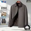 Casaco de lã masculino para outono e inverno, jaqueta curta com gola alta, contendo caxemira, com forro de plumas removível, adequado para uso business casual