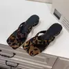 Chanclas Suaves de Talla Grande para Mujer 2026 Verano al Aire Libre Estilo Nocturno Sandalias de Tira Fina Vacaciones en la Playa Sandalias Romanas