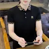 Camiseta Masculina de Manga Curta em Seda Gelo com Lapela da Moda Verão Nova Estilo Coreano Tendência Juvenil Manga Curta Fina Tops para Homens