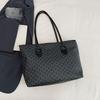 Bolsos de Mujer Estampados de Alta Gama 2025 Primavera Nuevo Bolso de Hombro Trendy Bolso Tote de Gran Capacidad de Alta Gama