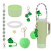 Juego de 7 tazas decorativas con tapa de paja, cadena de taza, llavero con colgante de bola de peluche, serie de dibujos animados