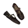 Nuevos Zapatos Mary Jane Marrones Vintage de Verano 2026 para Mujer, con una sola correa de hebilla y corte bajo, absolutamente hermosos al combinarlos con una falda, zapatos pequeños de cuero