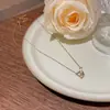 Joyería Transfronteriza Europea y Americana Moda y Exquisito Colgante Nicho Cadena Clavicular No Descolorante Oro de 18K Acero Titanio Accesorios de Collar para Mujer