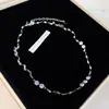 Nuevo collar y pendientes de circón brillante para mujer, lujo ligero con un toque de alta gama, cadena para la clavícula ultrabrillante, accesorio versátil de moda para el día a día