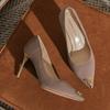 6681-38 Versión coreana de tacones altos metálicos nuevos zapatos de gamuza sexy tacón puntiagudo profesional Joker zapatos de mujer