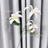 Flores Artificiais 3 Cabeças Lírio Selvagem Flores de Casamento Decoração de Casa Flores Decorativas 3 Cabeças Lírio Dourado Flores Artificiais Suprimento Transfronteiriço