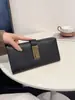 Billetera Larga de Moda de Gama Alta Versátil Elegante de Nicho para Mujer Modelo Nuevo 2025 Alta Estética Retro Ligera