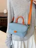 Bolsa Pequeña Cuadrada Ligera Versátil de Color Macarrón para Niñas, Bolsa de Tela con Bloques de Color Estilo Nuevo 2026, Bolso Cruzado Texturizado para Mujer