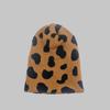 Moda europea y americana Invierno Sombrero de punto jacquard para mujer al aire libre sin ala cálido estampado de leopardo sombrero para el frío protección para las orejas engrosada sombrero de lana hombre