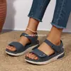 Sandalias de Mujer Retro Cómodas de Verano Talla Europea y Americana Transfronteriza 43 Punta Redonda Cuña Nuevo Estilo Comercio Exterior Wholesale Talla Grande