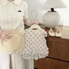 Conjunto Floral de Verano para Niñas con Mangas Volantes, Top sin Mangas Estilo Coreano con Shorts Florales con Volantes Conjunto de Dos Piezas para Bebés