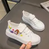 Zapatos de Lona para Niños 2026 Nuevo Estilo Primavera y Otoño Zapatos para Niñas para Primaria y Estudiantes Mayores, Tenis Casuales Blancos con Suelas Suaves