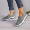 Primavera y Verano 2025 Transfronterizo TEMU talla grande Casual Cómodos Zapatos de Tela para Mujer Slip-on Zapatos de Malla Voladora Zapatos para Madre