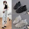 6661 Zapatos de mujer 2026 nuevos modelos de primavera y otoño, malla transpirable, zapatillas deportivas casuales ligeras, para correr, suela blanda, zapatos de papá