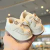 Zapatos para Bebé y Niño Pequeño de Suela Blanda, Primavera y Otoño Antideslizantes y Anti-Pateo Lindos Zapatos para Bebé que Gritan Velcro Bailarinas para Niña Venta al por Mayor